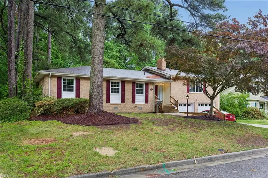 70 Sweetbriar Drive, Newport News, VA 23606 - #2