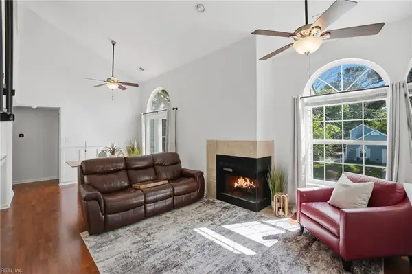738 Harbor Springs Trail, Virginia Beach, VA 23462