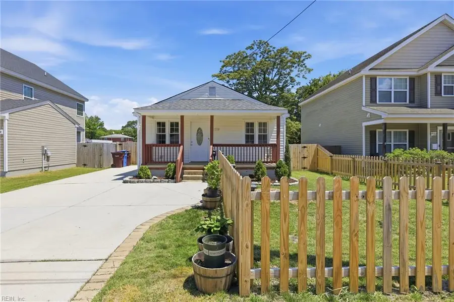 4139 1st Street, Chesapeake, VA 23324 - #3