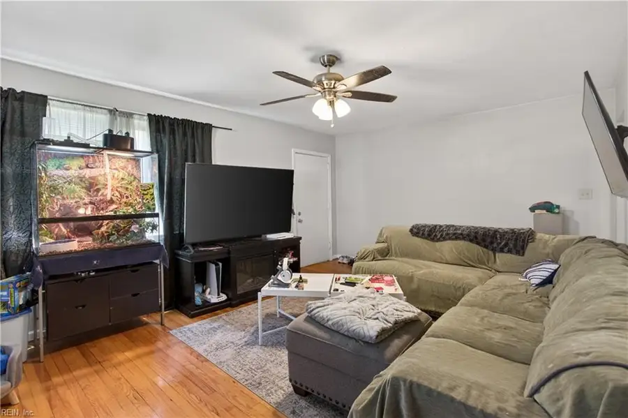 215 Riverside Drive, Portsmouth, VA 23707 - #2