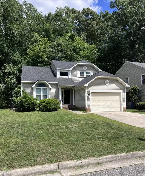 417 Broad Bend Circle, Chesapeake, VA 23320