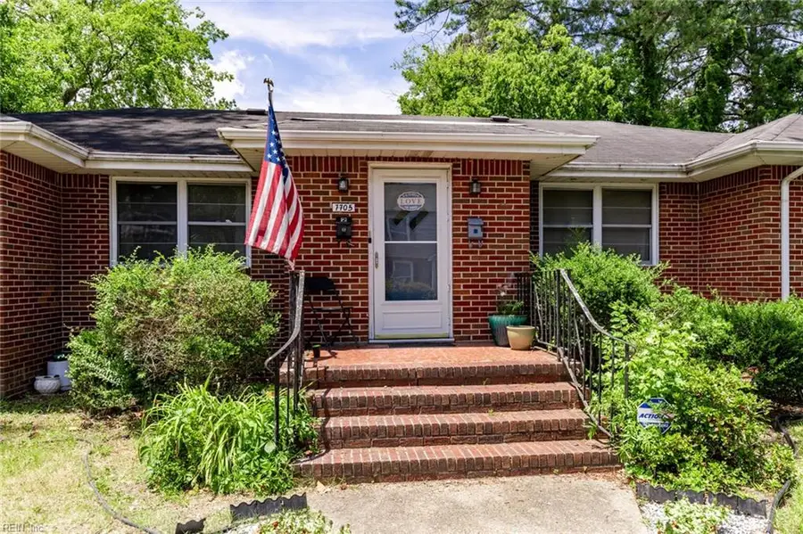 7705 Lambert Place, Norfolk, VA 23505 - #3