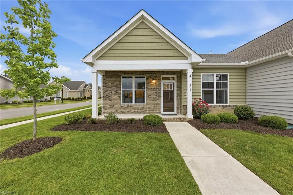 301 Cathedral Street, Smithfield, VA 23430 - #1