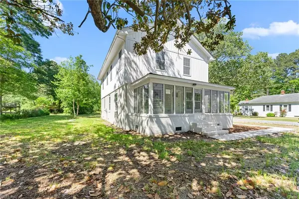 9481 Maryus Road, Hayes, VA 23072