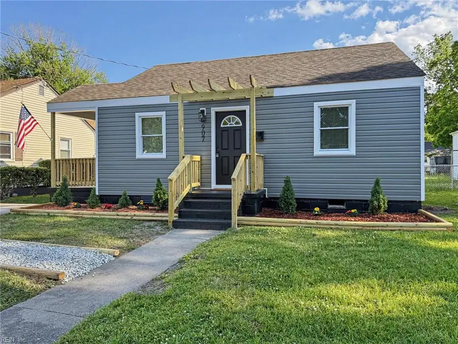 907 Albert Avenue, Norfolk, VA 23513 - #2