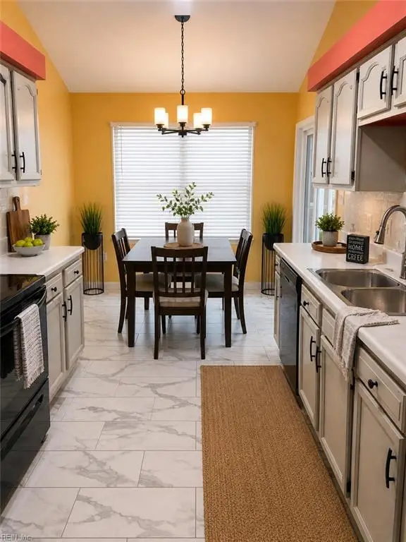 805 Hamlet Court, Yorktown, VA 23693 - #3