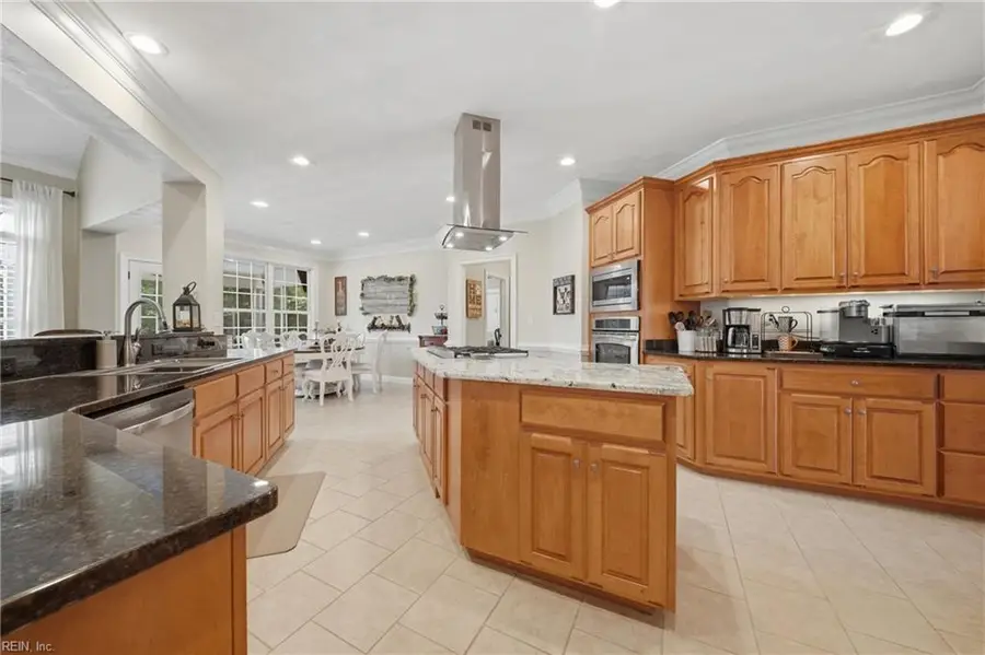 521 Thistley Lane, Chesapeake, VA 23322 - #2