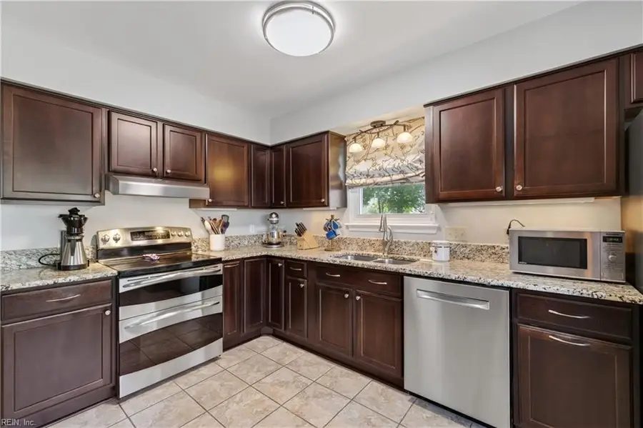 1965 Summerwalk Drive, Virginia Beach, VA 23456 - #2