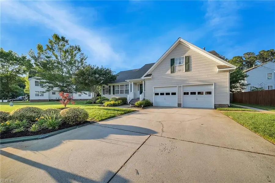 317 Sawyers Mill Crossing Crossing, Chesapeake, VA 23323 - #2