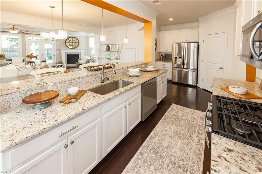 830 24th Street, Virginia Beach, VA 23451 - #3