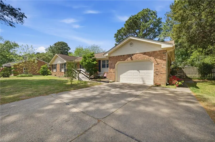 105 Conference Court, Virginia Beach, VA 23462 - #3