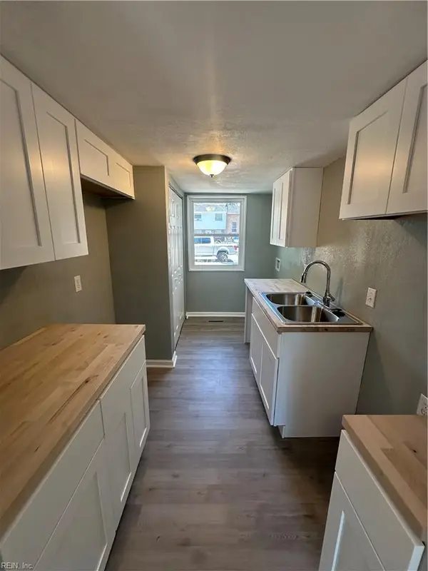 6427 Faraday Court, Norfolk, VA 23513