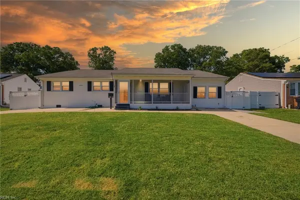 4976 Blackfoot Crescent, Virginia Beach, VA 23462