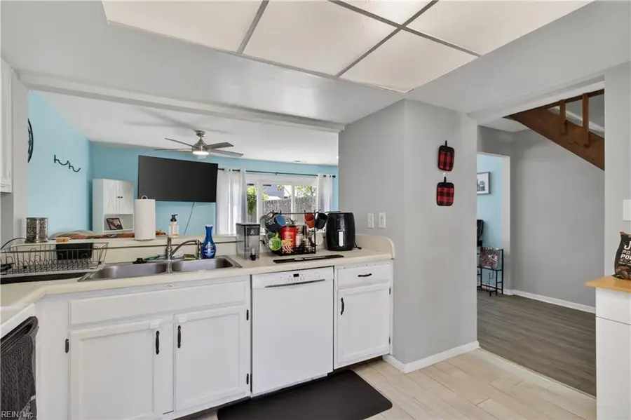 3611 Chase Court, Virginia Beach, VA 23462 - #2