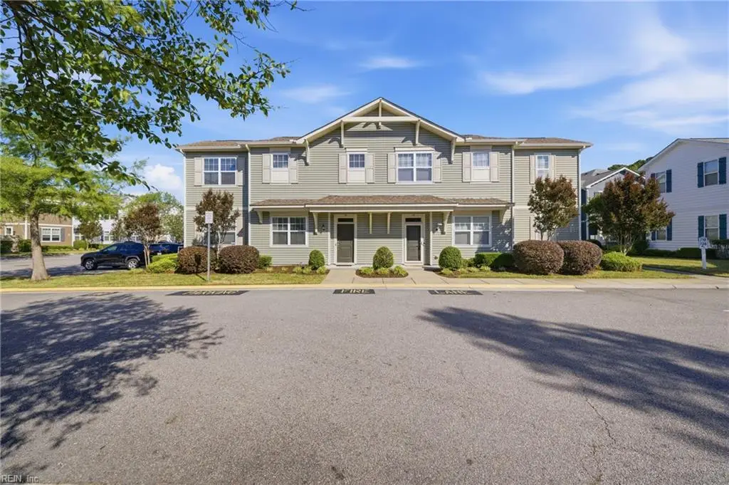 726 Lacy Oak Drive, Chesapeake, VA 23320 - #1