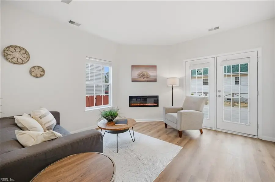 1082 Longstreet Avenue #A, Virginia Beach, VA 23451 - #3