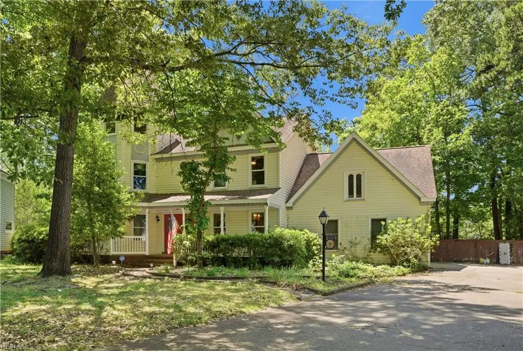 302 Honey Locust Way, Chesapeake, VA 23320 - #1