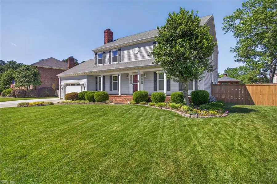 625 Briarwood Dr, Chesapeake, VA 23322 - #2
