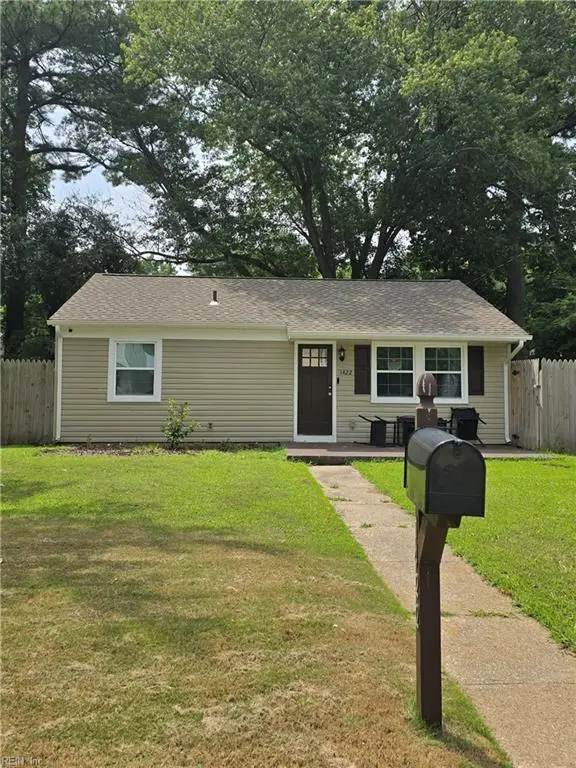 1422 Woodcrest Drive, Hampton, VA 23663