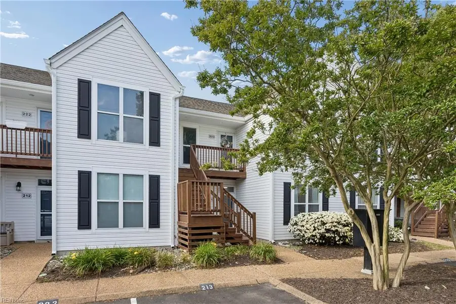 213 Persimmon Drive, Yorktown, VA 23693 - #2