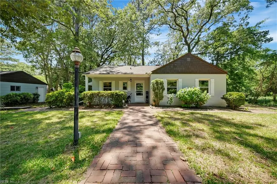 222 Sparrow Road, Chesapeake, VA 23325 - #3