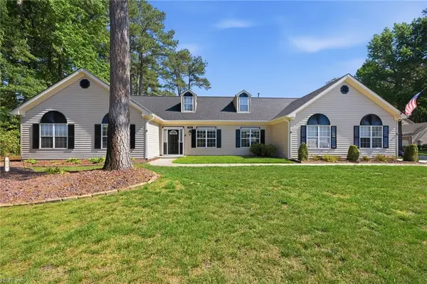 616 Country Club Boulevard, Chesapeake, VA 23322