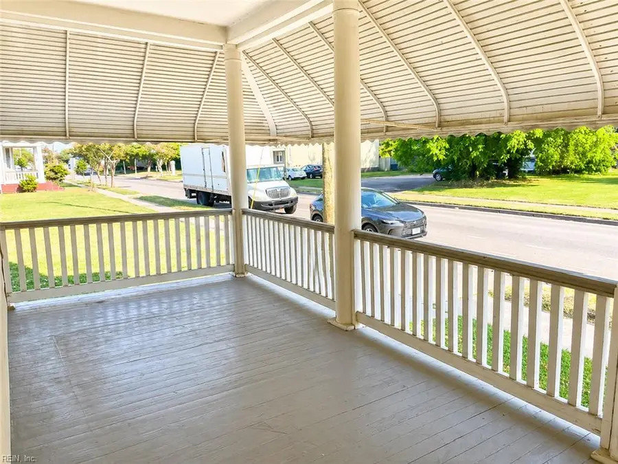 320 W 27th Street, Norfolk, VA 23517 - #3