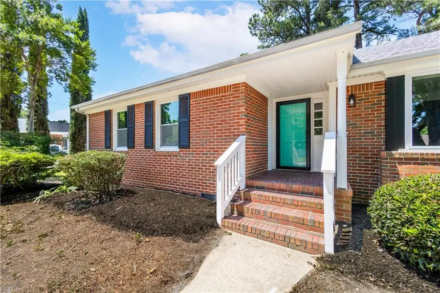 2801 Ashwood Drive, Chesapeake, VA 23321 - #3