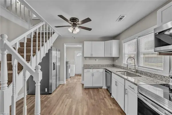 99 Dahlgren Avenue, Portsmouth, VA 23702