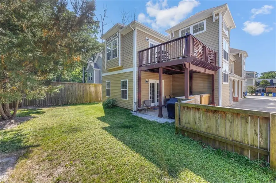 907 12th Street, Virginia Beach, VA 23451 - #3