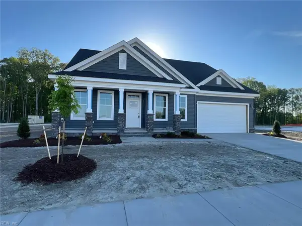 101 S Tall Pines Drive, Moyock, NC 27958