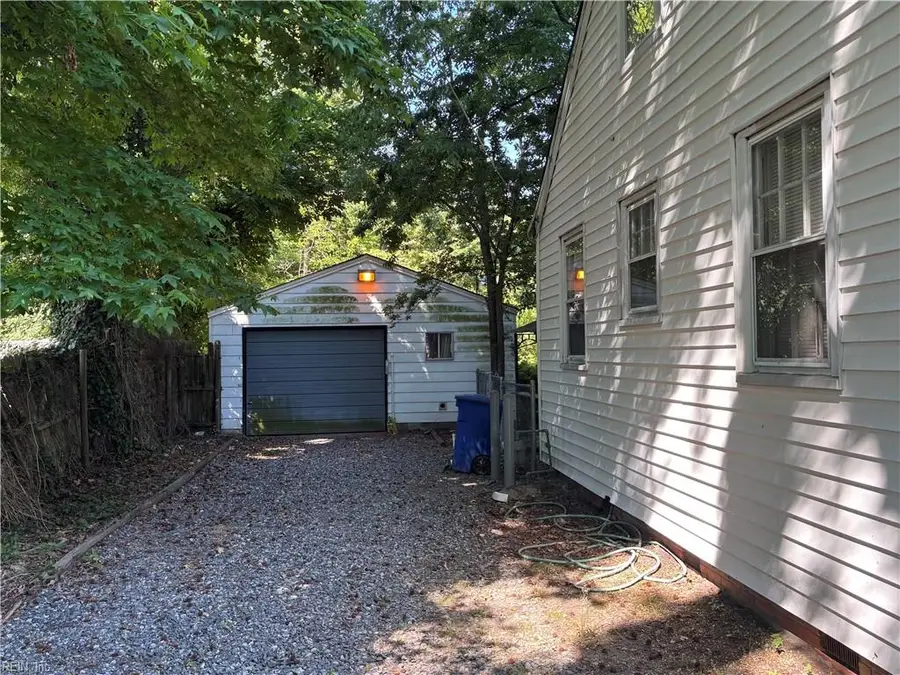 6101 Roanoke Avenue, Newport News, VA 23605 - #3