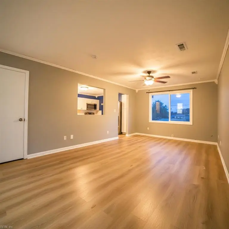906 Harpersville Road, Newport News, VA 23601 - #2