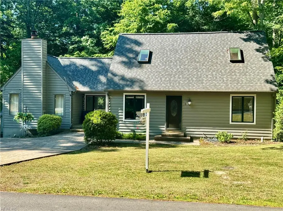 6 Foxcroft Road, Williamsburg, VA 23188 - #2