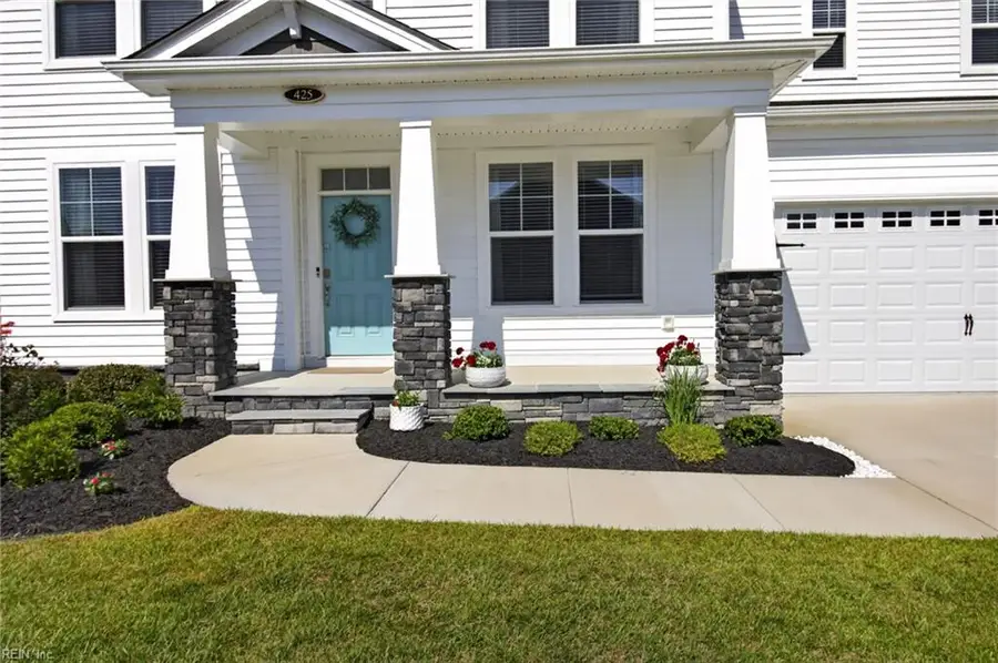 425 Regency Street, Chesapeake, VA 23320 - #3
