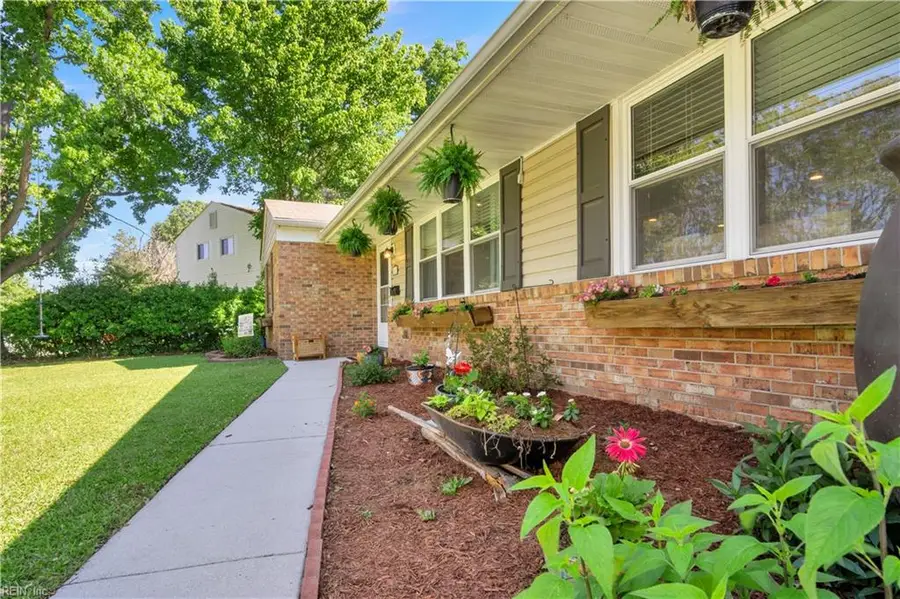 3909 Windsor Woods Boulevard, Virginia Beach, VA 23452 - #3