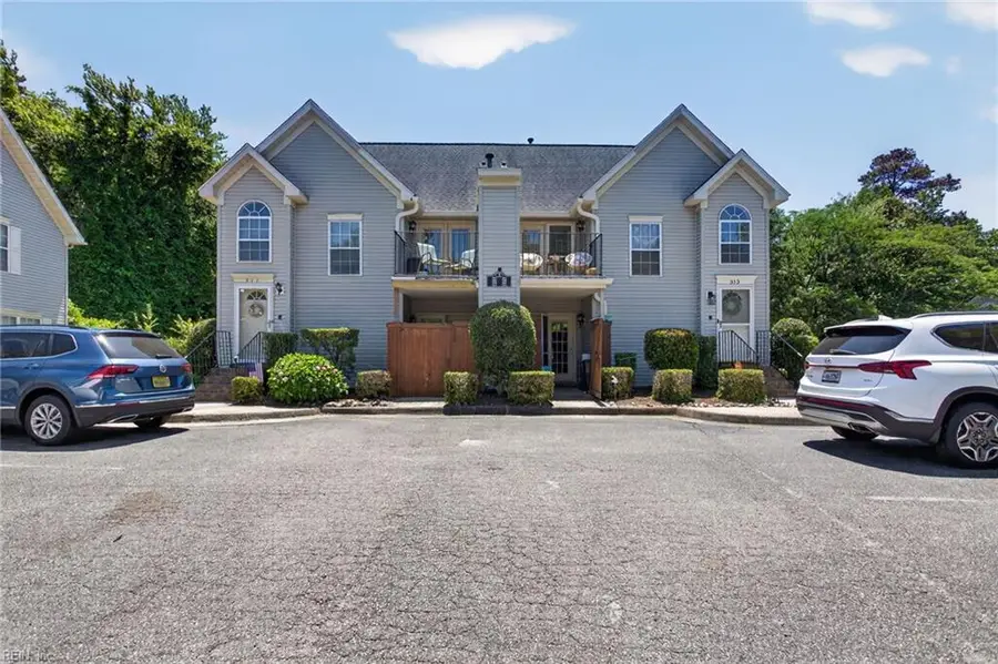 300 London Pointe Court, Virginia Beach, VA 23454 - #2