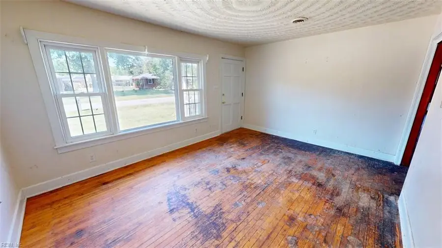 5217 Askew Road, Chesapeake, VA 23321 - #2