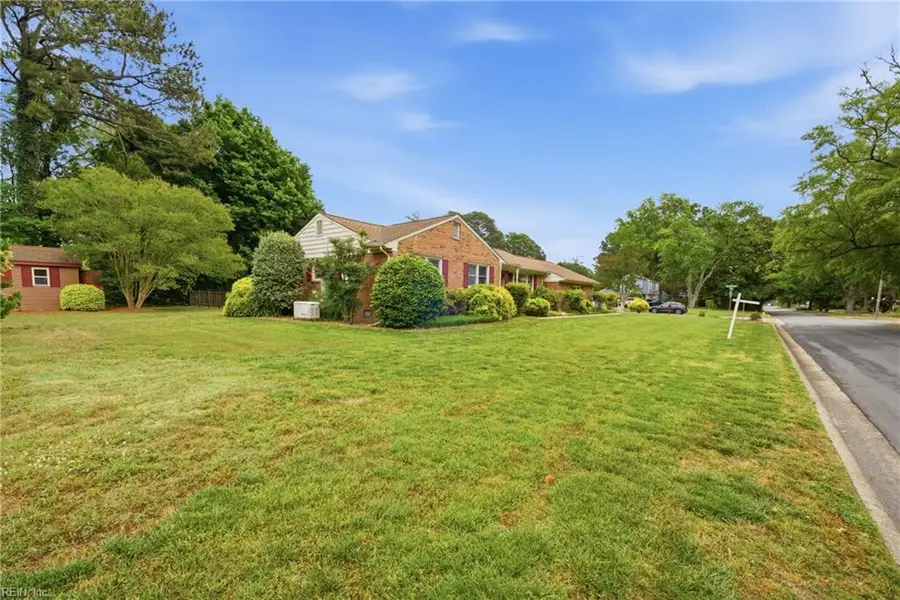 3436 Kings Grant Road, Virginia Beach, VA 23452 - #2