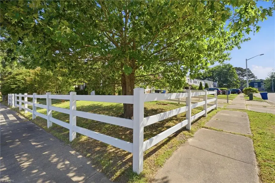 5622 Fanshaw Court, Virginia Beach, VA 23462 - #2