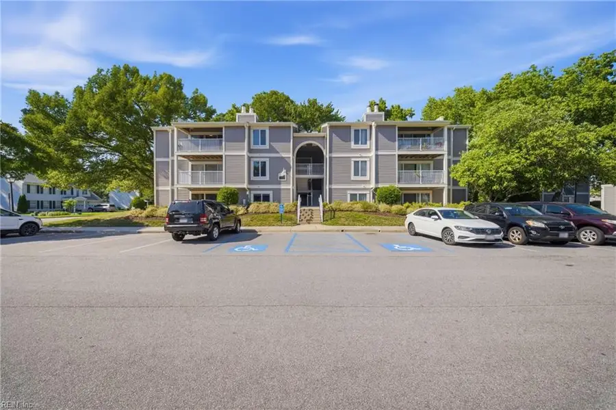1001 Autumn Woods Lane #109, Virginia Beach, VA 23454 - #2