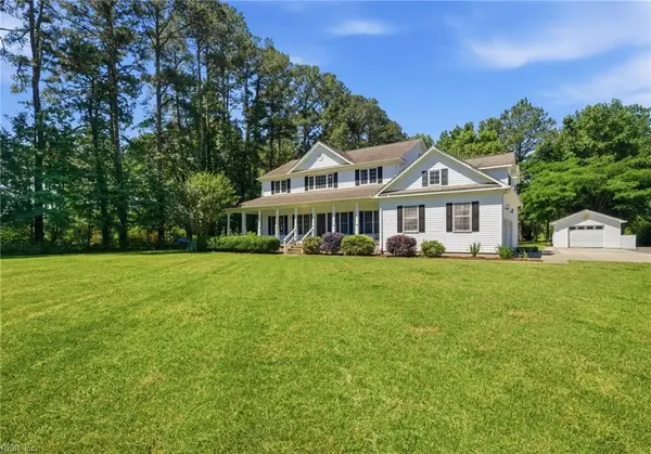 916 W Saint Brides Road #W, Chesapeake, VA 23322