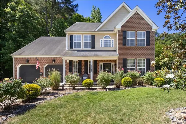 1029 English Oak Dr, Suffolk, VA 23434