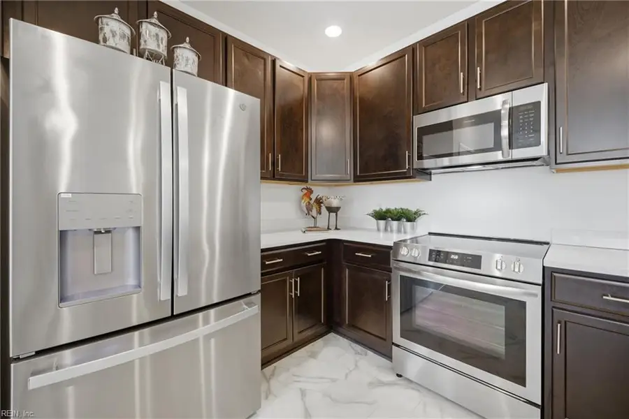 1732 Dromolin Drive #204, Virginia Beach, VA 23456 - #2