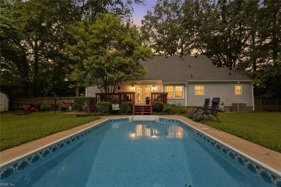 916 Oxford Drive, Virginia Beach, VA 23452 - #2