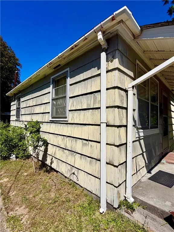 228 Forsythe Street, Norfolk, VA 23505 - #3