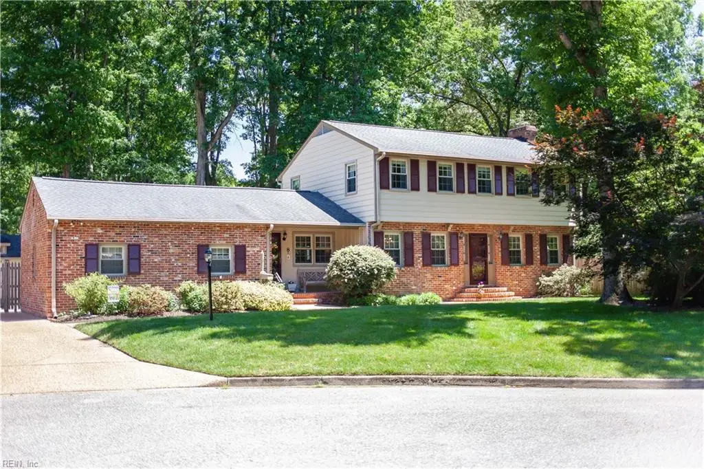 8 Bradford Circle, Newport News, VA 23602 - #1