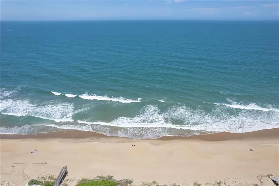 628 Surfside Ave, Virginia Beach, VA 23451 - #2
