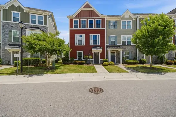 908 Avast Way #E, Chesapeake, VA 23323