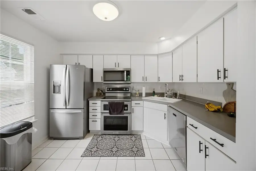 720 Inlet Quay #F, Chesapeake, VA 23320 - #2